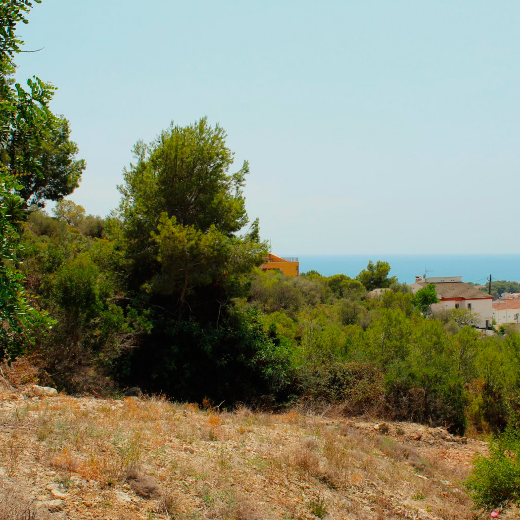 Parcela con vistas panorámicas al mas en Segur de Calafell